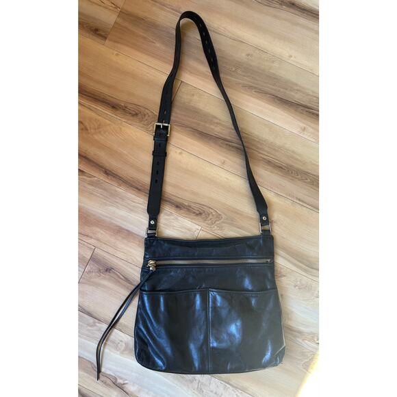 HOBO ANGLER Crossbody Leather Handbag Purse Black with Gold Hardware - Picture 1 of 6